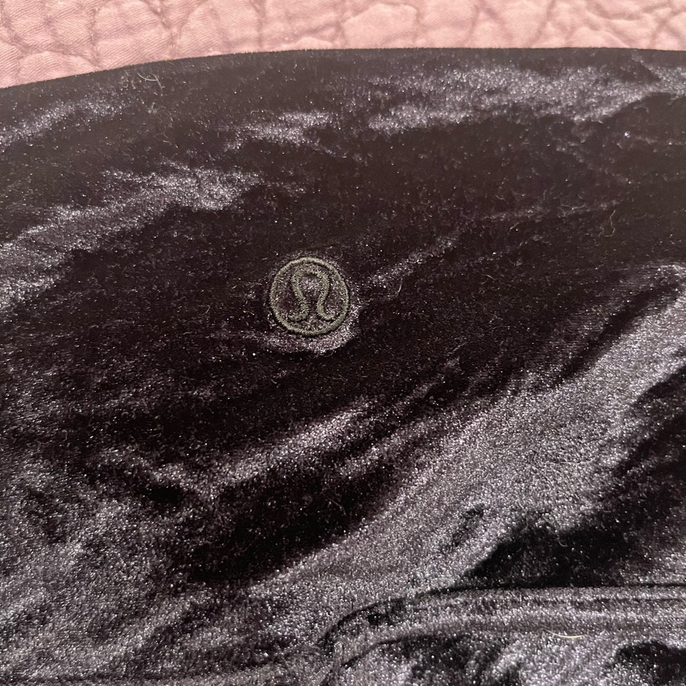 Lululemon leggings - Picture 4 of 4